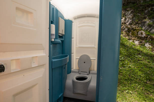 Professional porta potty rental in Madera Ranchos, CA